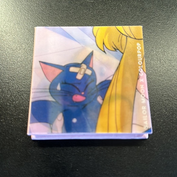Sailor Moon x Colourpop Cat’s Eye Powder Blush - Picture 2 of 3